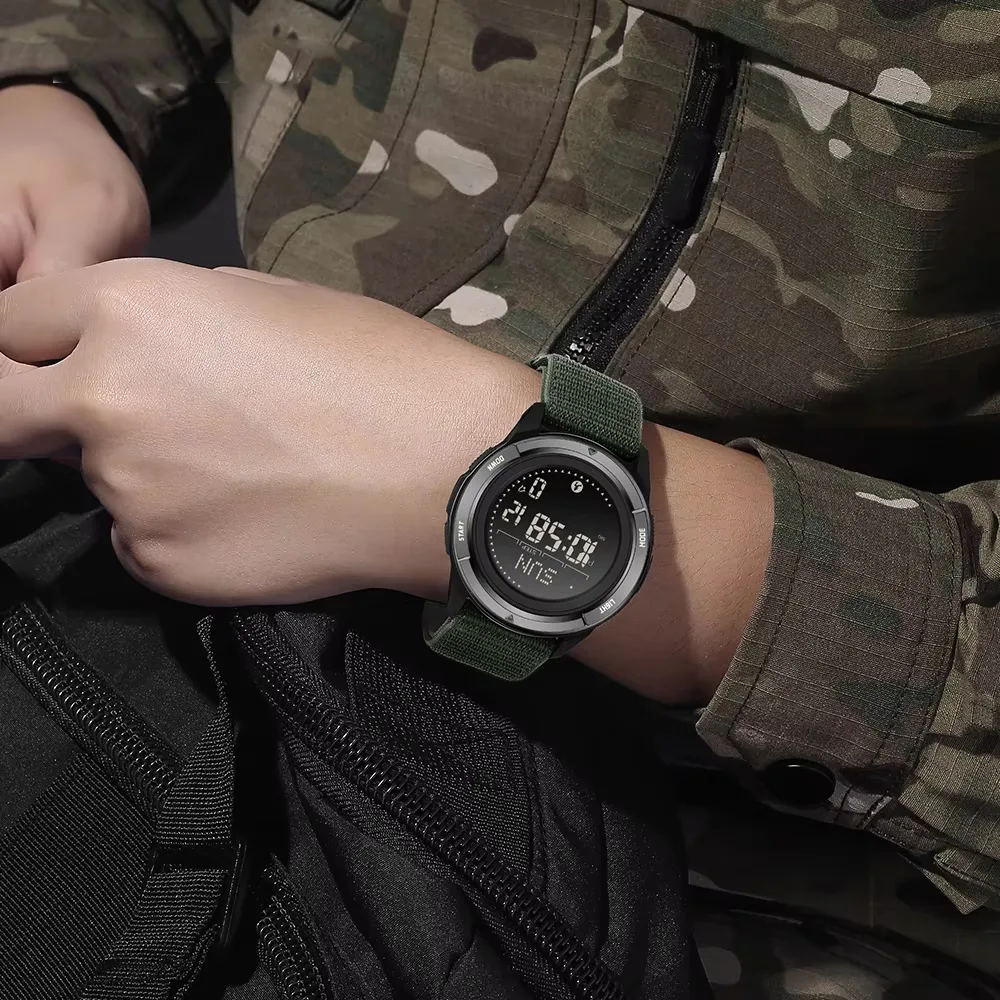 Montre Homme Sportive Résistante SANDA 2